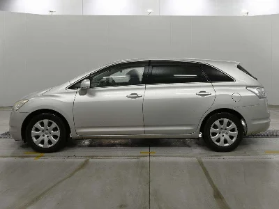 TOYOTA MARK X ZIO