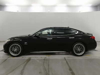 NISSAN CIMA