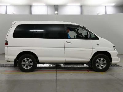 MITSUBISHI DELICA