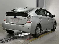 Цена авто Toyota Prius с аукционов Японии, номер кузова ZVW30, пробег 210 000, оценка 2