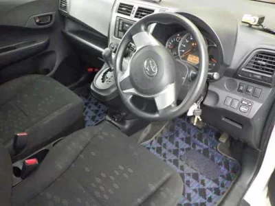 TOYOTA RACTIS