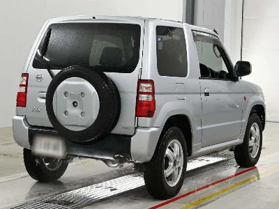 Nissan Kix