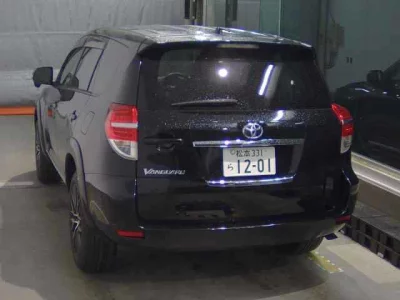 TOYOTA VANGUARD