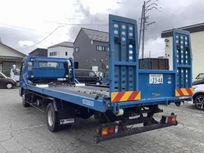 MITSUBISHI CANTER