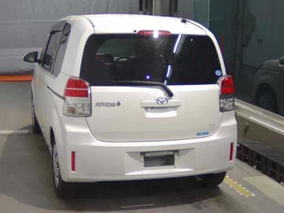 TOYOTA SPADE