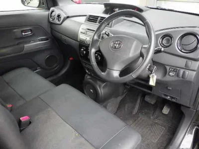 TOYOTA BB