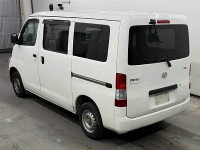 TOYOTA TOWN ACE VAN