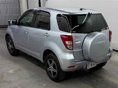 TOYOTA RUSH