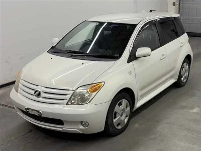 TOYOTA IST