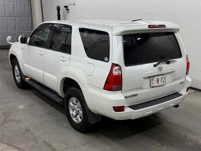 TOYOTA HILUX SURF