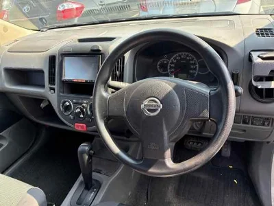 NISSAN AD