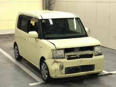 TOYOTA PIXIS SPACE