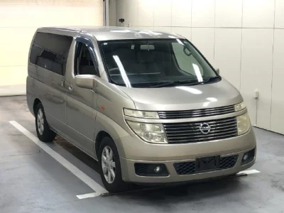 NISSAN ELGRAND