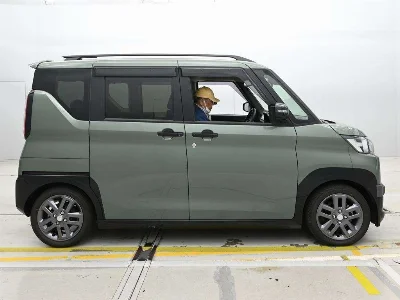MITSUBISHI DELICA MINI