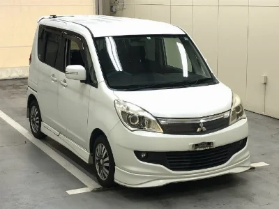 MITSUBISHI DELICA D2