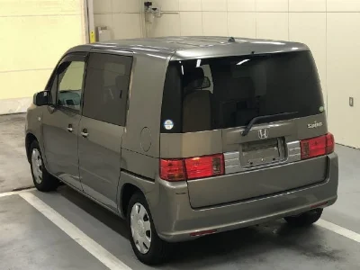 HONDA MOBILIO SPIKE