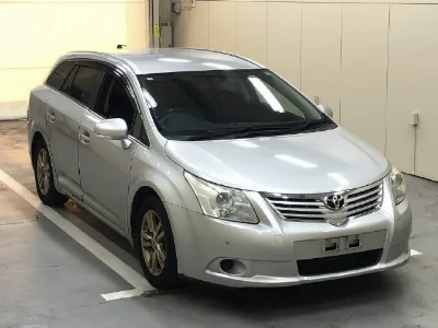 TOYOTA AVENSIS