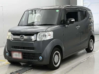 HONDA N BOX SLASH