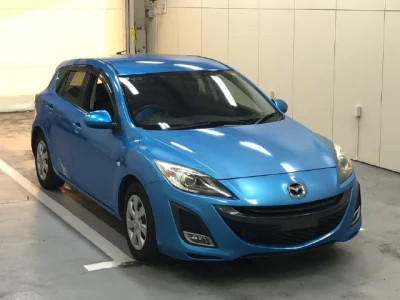 MAZDA AXELA