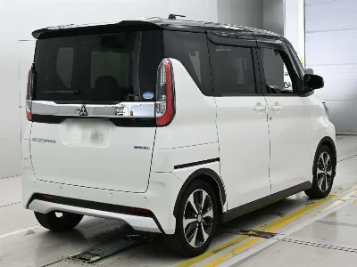 MITSUBISHI EK X SPACE