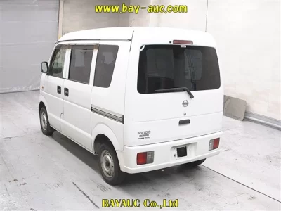 NISSAN CLIPPER VAN