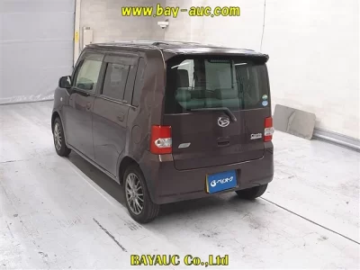 DAIHATSU MOVE CONTE
