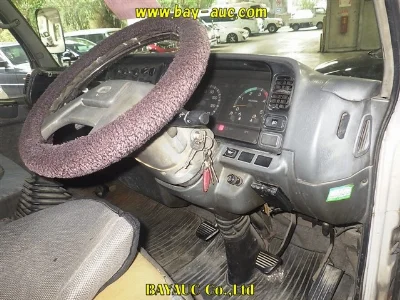 MITSUBISHI CANTER
