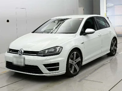 VOLKSWAGEN GOLF R