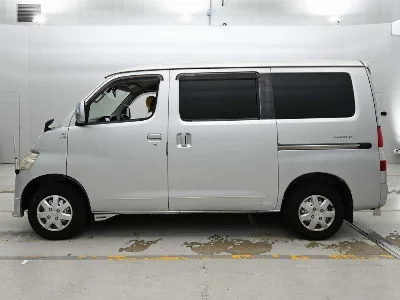 TOYOTA TOWN ACE VAN
