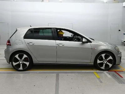 VOLKSWAGEN GOLF  GTI
