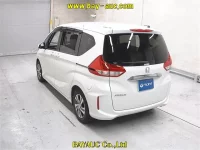 Цена авто Honda Freed с аукционов Японии, номер кузова GB5, пробег 53 000, оценка 8