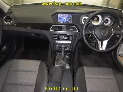 MERCEDES BENZ C CLASS