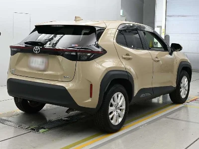 TOYOTA YARIS CROSS