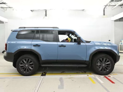 TOYOTA LAND CRUISER 250