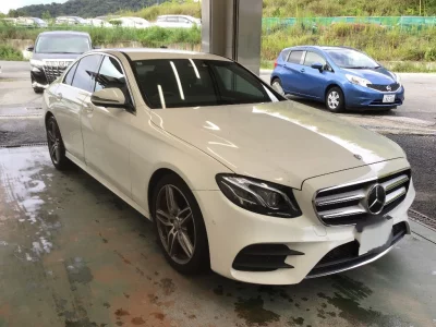 MERCEDES BENZ E CLASS