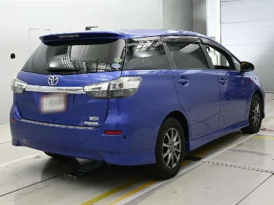 TOYOTA WISH