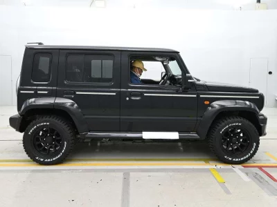 SUZUKI JIMNY NOMADE