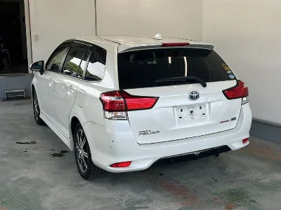 TOYOTA COROLLA FIELDER