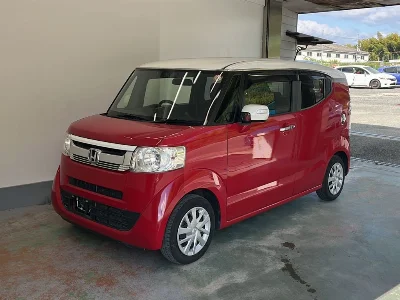 HONDA N BOX SLASH