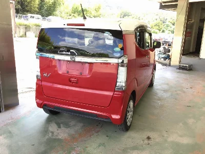 HONDA N BOX SLASH