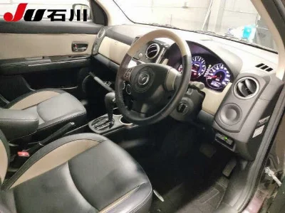 MAZDA VERISA