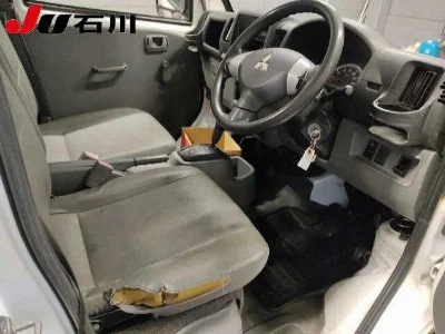 MITSUBISHI MINICAB