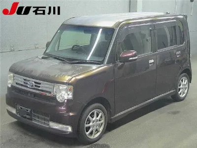 TOYOTA PIXIS SPACE