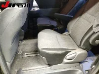 Цена авто Toyota Voxy с аукционов Японии, номер кузова ZRR70W, пробег 132 000, оценка 4