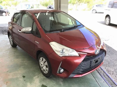 TOYOTA VITZ
