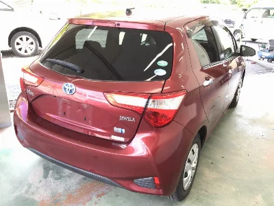 TOYOTA VITZ