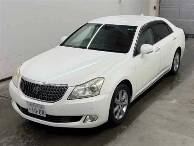 TOYOTA CROWN MAJESTA