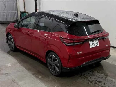 NISSAN AURA