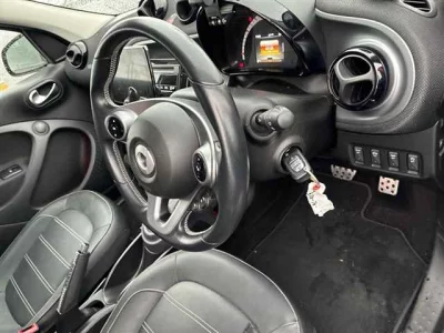 SMART FOURFOUR