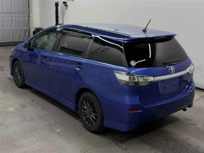TOYOTA WISH
